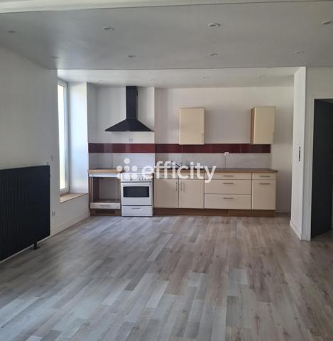 Appartement
         6 pièces
        - 160 m² 124 900 € *