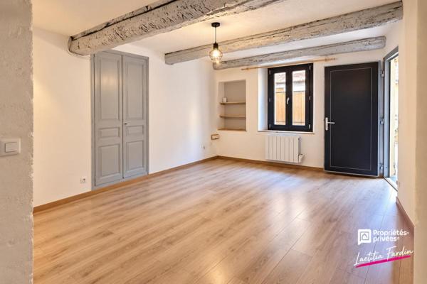 STUDIO Vidauban Proche Parking et commodités