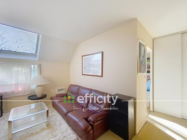 Maison 7 pièces - 209 m²