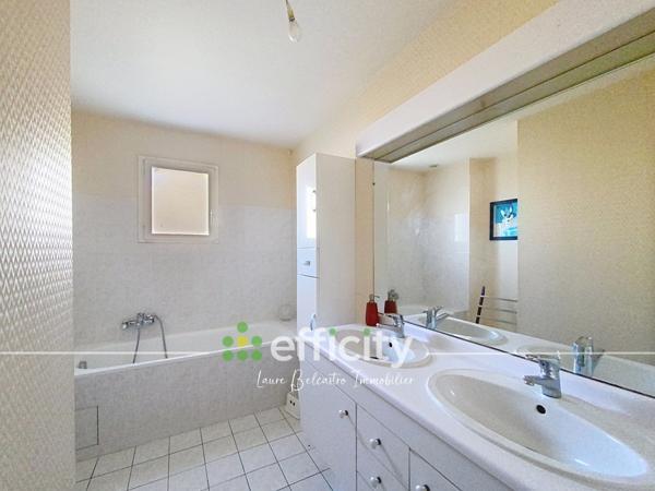 Maison 7 pièces - 209 m²