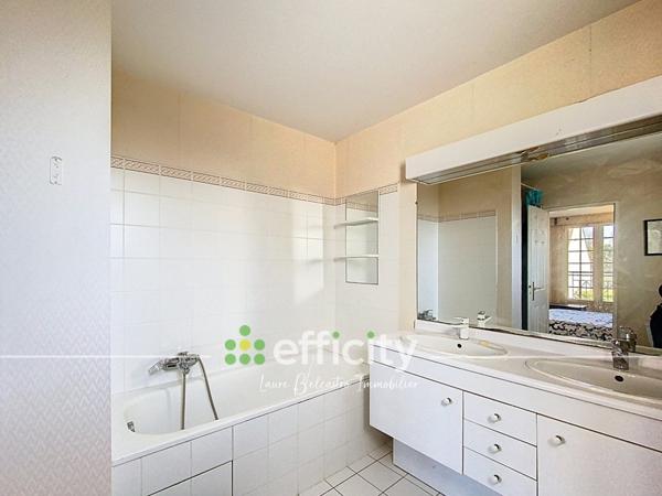 Maison 7 pièces - 209 m²