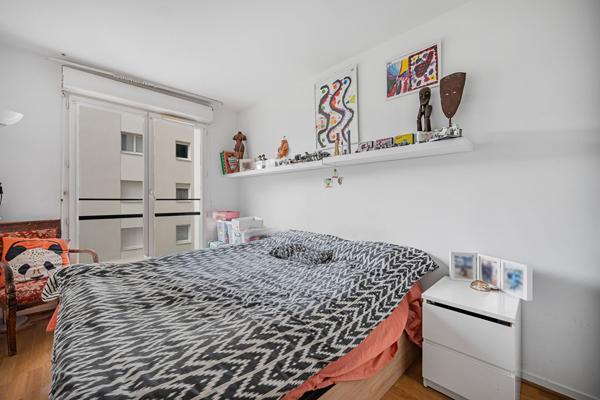 3 Pieces - Courbevoie - Desservi par la future ligne 15 du métro