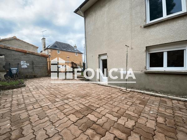 Location Appartement meublé 2 pièces 24.1 m² - 59 RUE DU PETIT TOUR Poitiers 86000