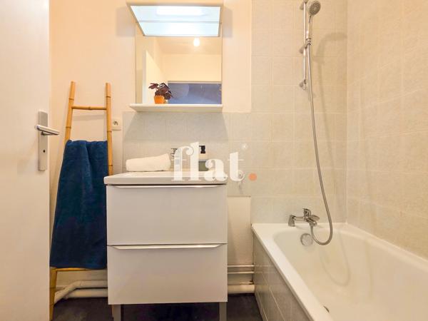 Appartement
                                                                                                                                                                                                                                                                                                                        2 pièce(s)                                                                                                                                                                                                          1 chambre(s)                                                                                                                                                                                                          35  m²
