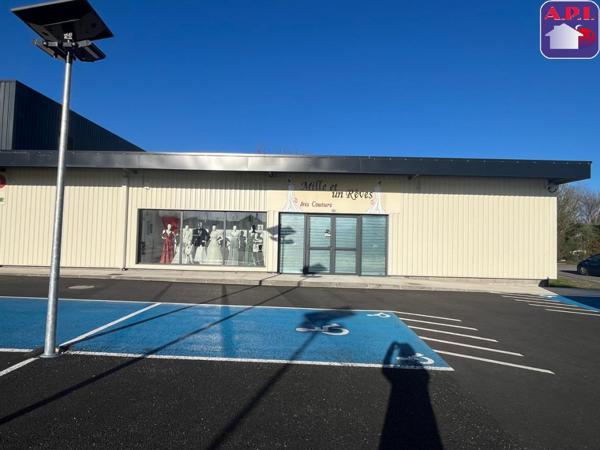 LOCAL COMMERCIAL 300m²