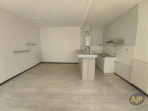Location appartement Castelnau De Medoc : 783 € - AJP Pauillac Immobilier