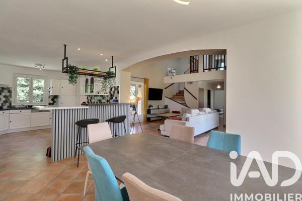 Maison à vendre 5 pièces 114 m² Aups