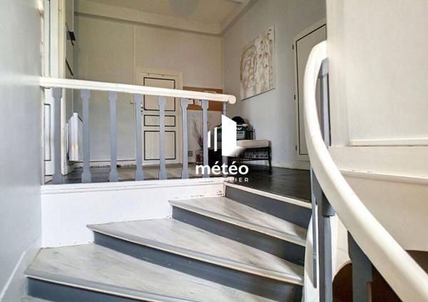 Le Logis d’Hastrel : Charme et Histoire au Bourg d’Olonne-sur-Mer