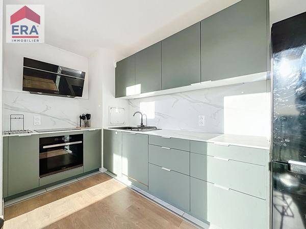 A VENDRE - DUPLEX DERNIER ETAGE + TERRASSE + PARKING