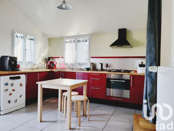 Maison traditionnelle 5 pièces de 90 m² à Châlette-sur-Loing (45120)