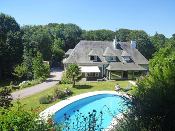 Propriété avec piscine à Saint-Malo