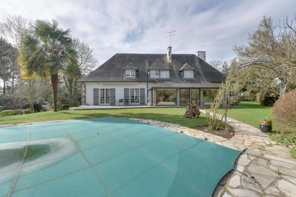 Propriété avec piscine à Saint-Malo