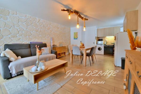 Les Orres – Appartement rénové, vendu meublé, balcon et cave, expo sud-ouest