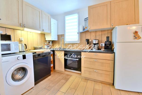 Les Orres – Appartement rénové, vendu meublé, balcon et cave, expo sud-ouest