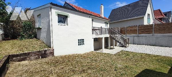 Maison individuelle de 71m² avec terrasse plein SUD + jardin + parking à STELLA-PLAGE