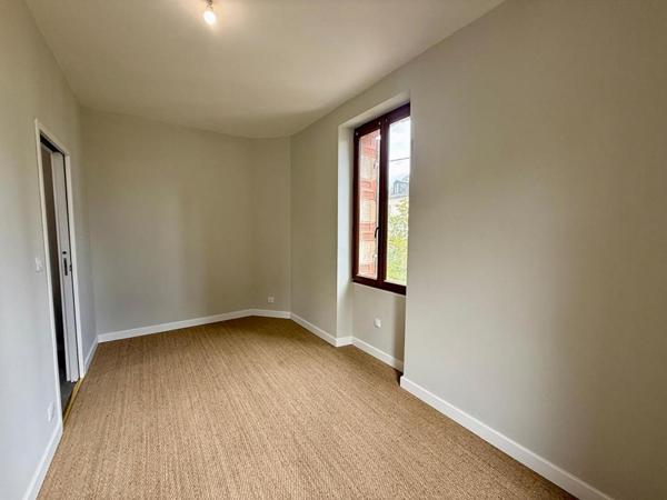 Maison 1900 avec Rooftop et 4 chambres - Allassac