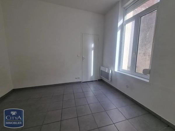 Appartement à louer 4 pièces 64.21m² Saint-Quentin (02100)