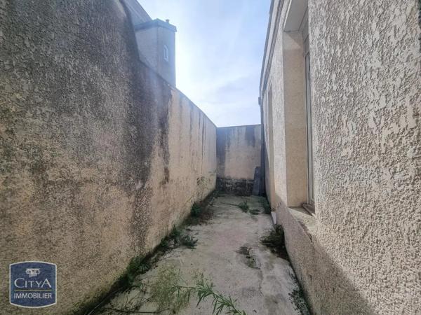 Appartement à louer 4 pièces 64.21m² Saint-Quentin (02100)