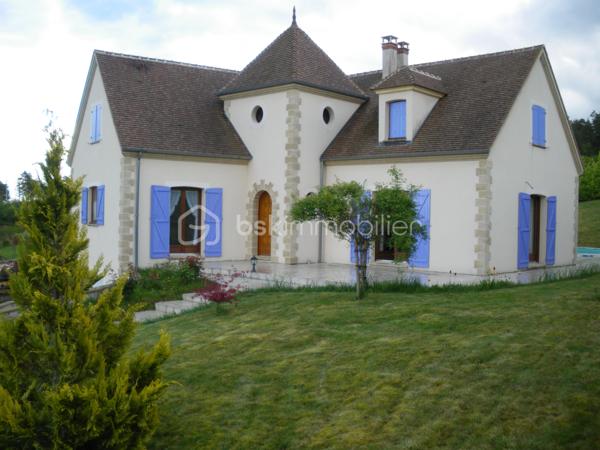 Maison traditionnelle de 230 m²