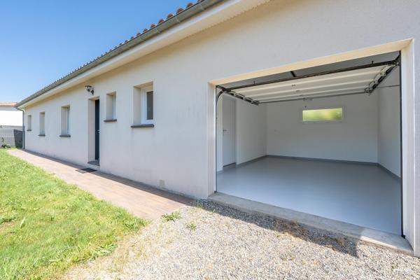 Maison contemporaine de plain-pied – 127 m² – Lespinasse