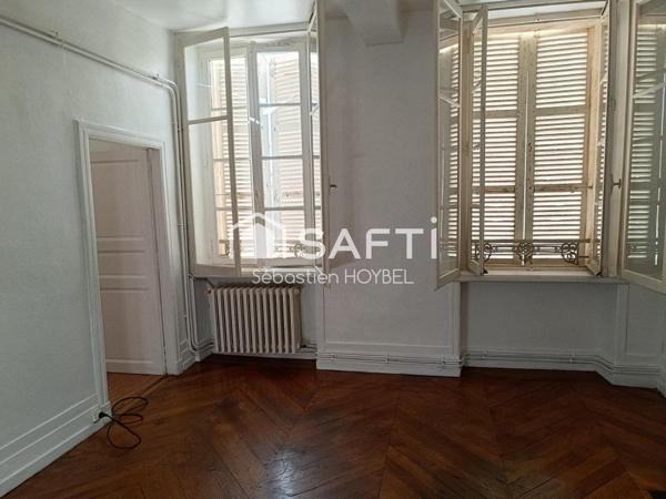 Immeuble de rapport – 7 appartements loués – Cœur historique d’AUCH