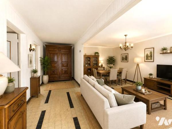 Maison en pisé - résidence principale + investissement locatif – Meyzieu Centre