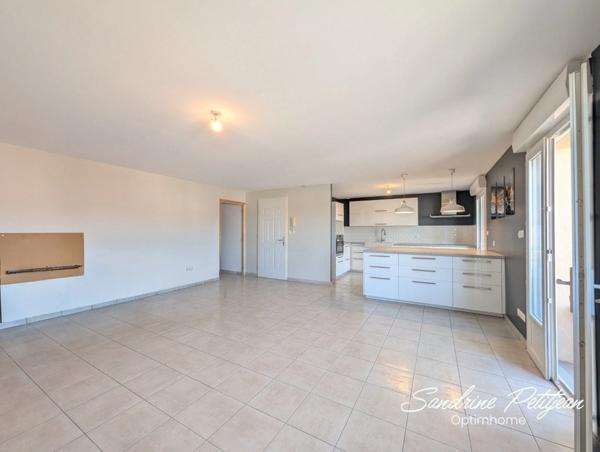 A vendre appartement T4 Lumineux de 91 m² avec Terrasse et Garage – Ambérieu-en-Bugey