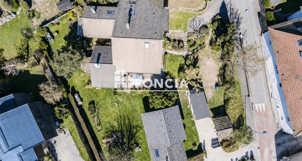 À vendre Maison 11 pièces 232 m² - Saint-jorioz 74410
