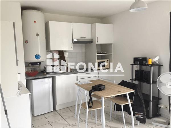 Location Studio 25 m² - 407 AVENUE JEAN JAURES La Roche Sur Foron 74800