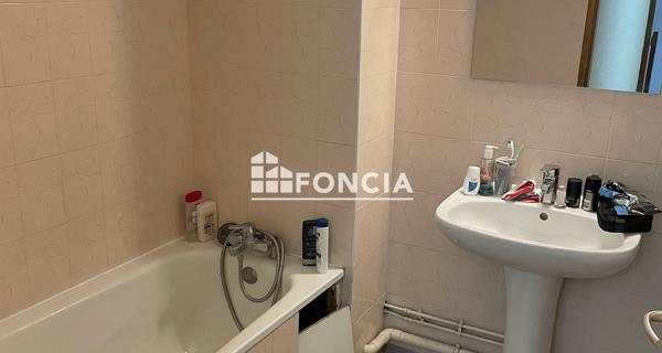 Location Appartement 3 pièces 66.9 m² - Valence 26000