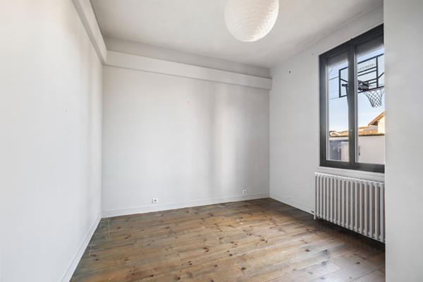 PESSAC PAPE CLEMENT MAISON FAMILIALE 8 PIECES