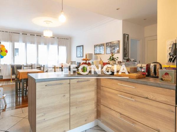 À vendre Appartement 4 pièces 86 m² - Grenoble 38100