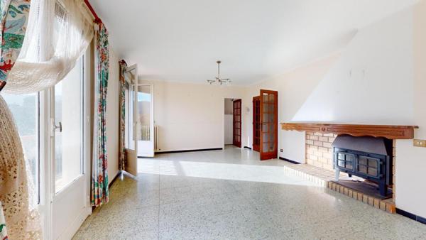 Maison, Immeuble, 9 pièces, double garage, jardin