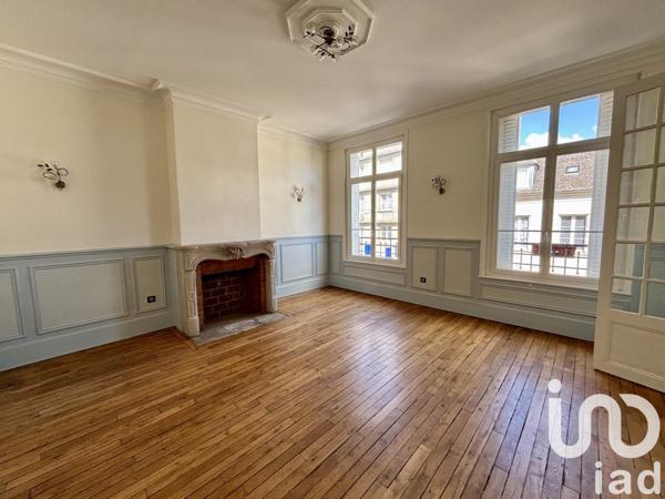 Location appartement 4 pièces 122 m² Compiègne