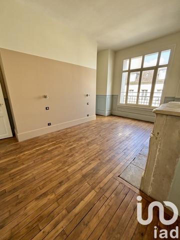 Location appartement 4 pièces 122 m² Compiègne