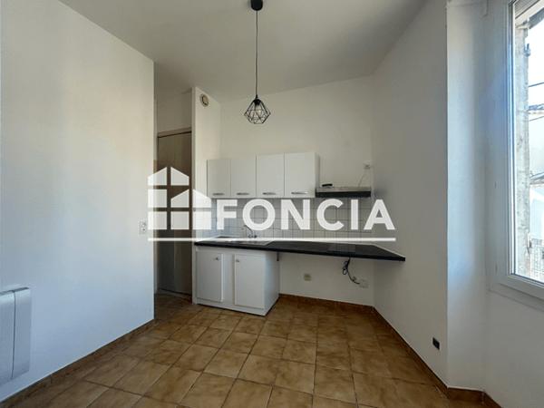Location Appartement 2 pièces 25 m² - 11 RUE DE L'ECOLE Villeneuve Sur Lot 47300
