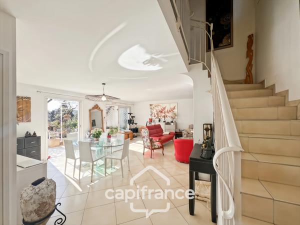 Maison à vendre 5 pièces HYERES (83), Costebelle, Parc de la Luquette, 3 chambres, Garage double et grande Terrasse de 65m2