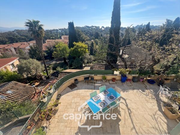 Maison à vendre 5 pièces HYERES (83), Costebelle, Parc de la Luquette, 3 chambres, Garage double et grande Terrasse de 65m2