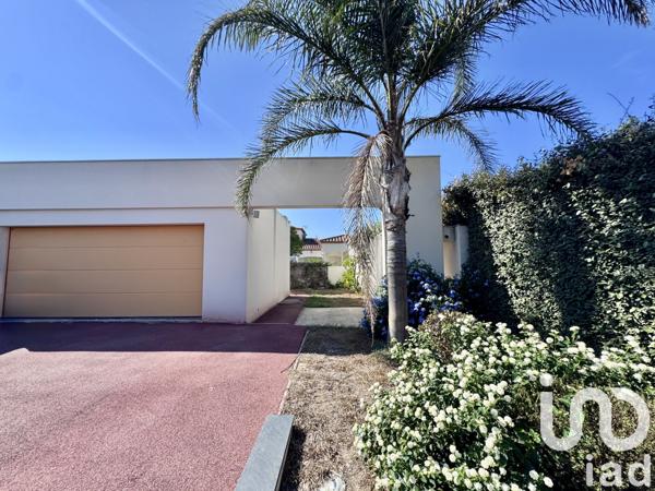 Maison à vendre 5 pièces 200 m² Corneilla-la-Rivière