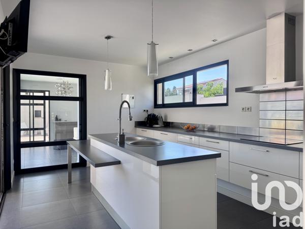 Maison à vendre 5 pièces 200 m² Corneilla-la-Rivière