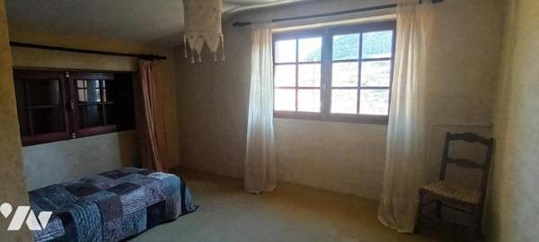 maison familiale avec logement indépendant en rez de chaussée