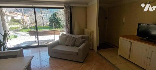 maison familiale avec logement indépendant en rez de chaussée