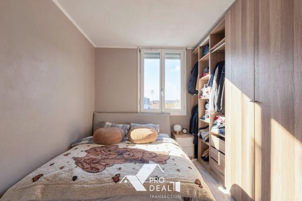 BEAU T5 EN DERNIER ETAGE