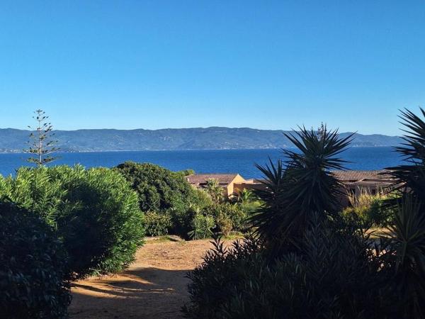 Grand F1 en vente 252000 € à Ajaccio Route des Sanguinaiers vue mer Ajaccio (20000)