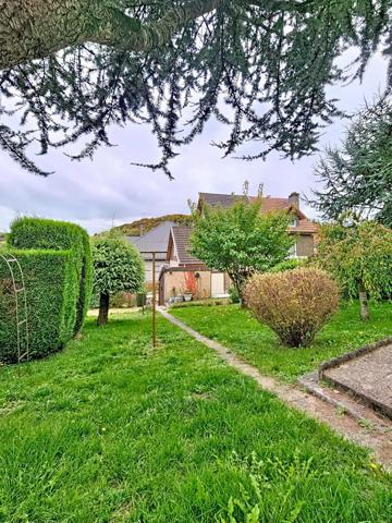 Maison d'environ 109 m2, proche frontière luxembourgeoise