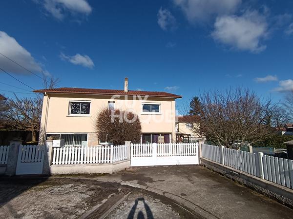 Maison familiale avec piscine