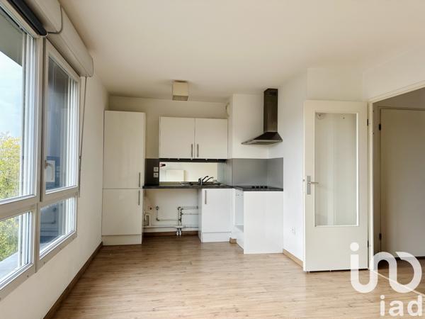 Location appartement 1 pièce 32 m² Lille