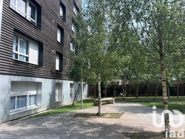 Location appartement 1 pièce 32 m² Lille