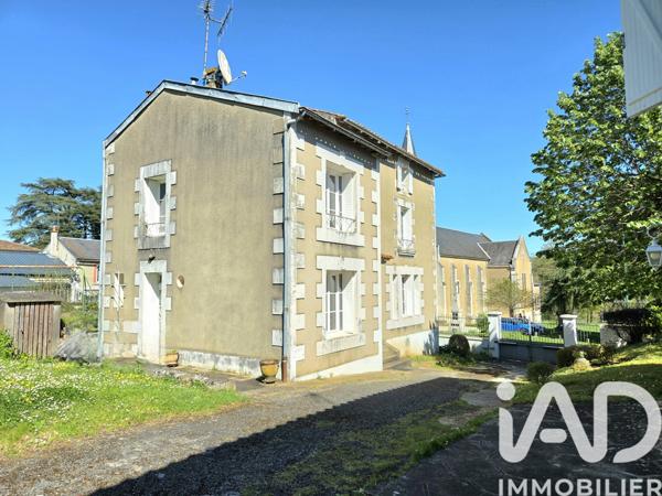 Maison à vendre 9 pièces 211,55 m² Vouneuil-sous-Biard