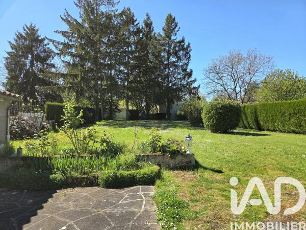 Maison à vendre 9 pièces 211,55 m² Vouneuil-sous-Biard